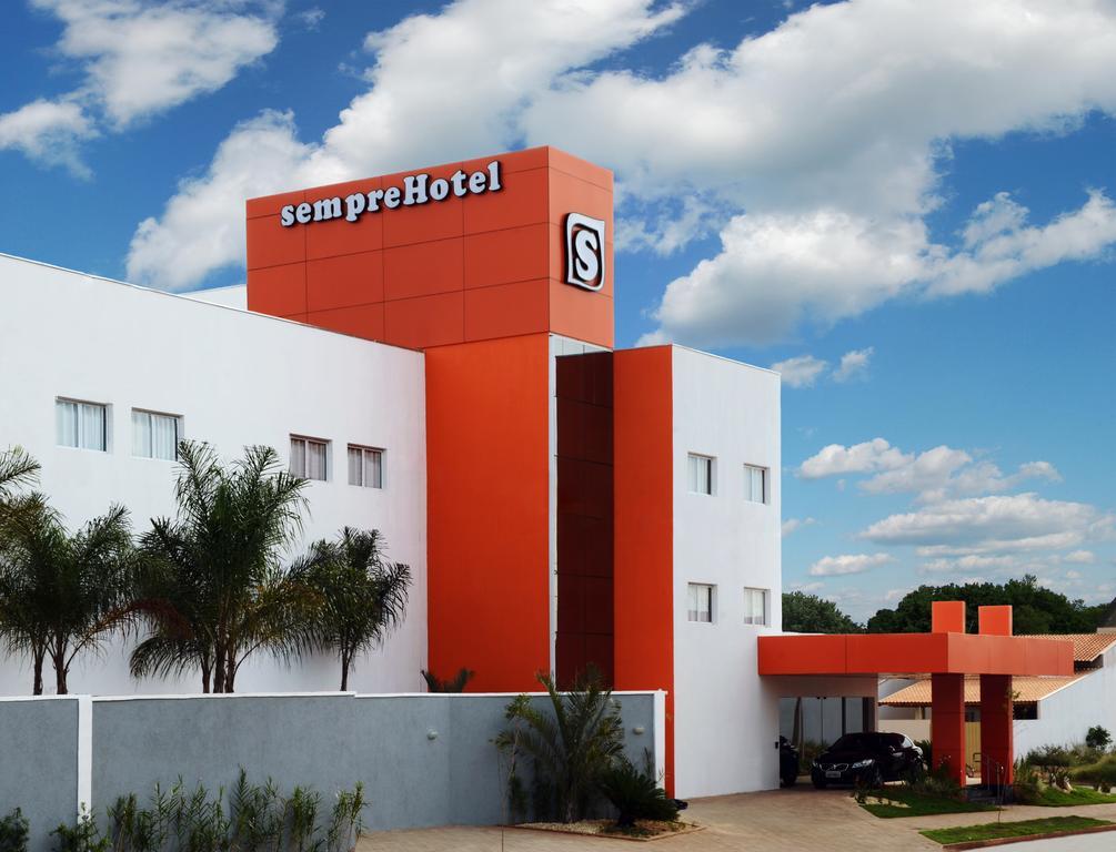 Semprehotel Três Lagoas Eksteriør bilde